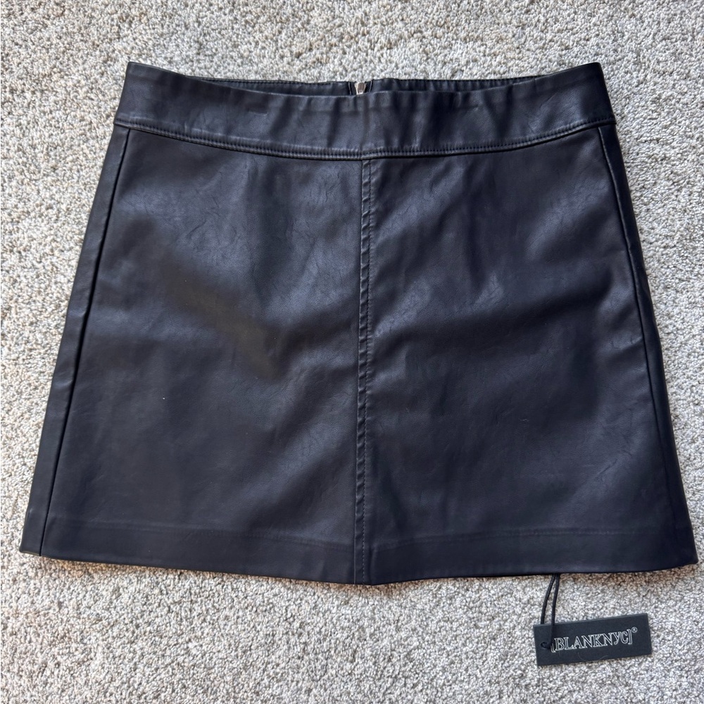 NWT BLANK NYC Faux Leather Mini Skirt - Picture 2 of 4